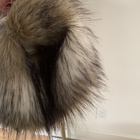 Faux fur Jacket - Picture 11 of 12